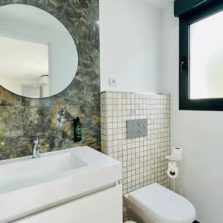 ヴィラ Strip By Check-in Portugal *