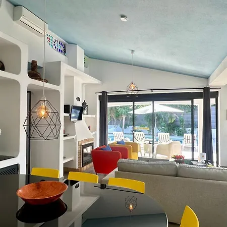 Villa Strip - Private Pool - 12 Guests - Albufeira