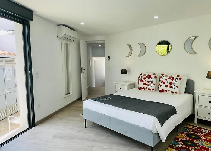 Strip By Check-in Portugal Villa Albufeira