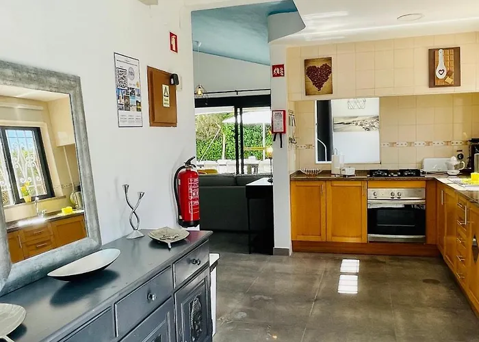 Strip By Check-in Portugal * Albufeira