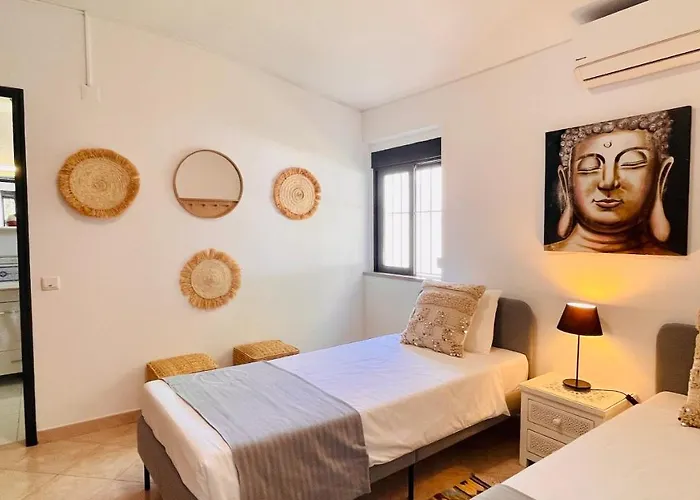 Villa Strip By Check-in Portugal