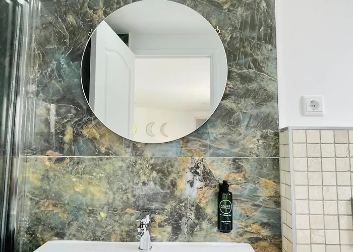 Strip By Check-in Portugal Villa Albufeira