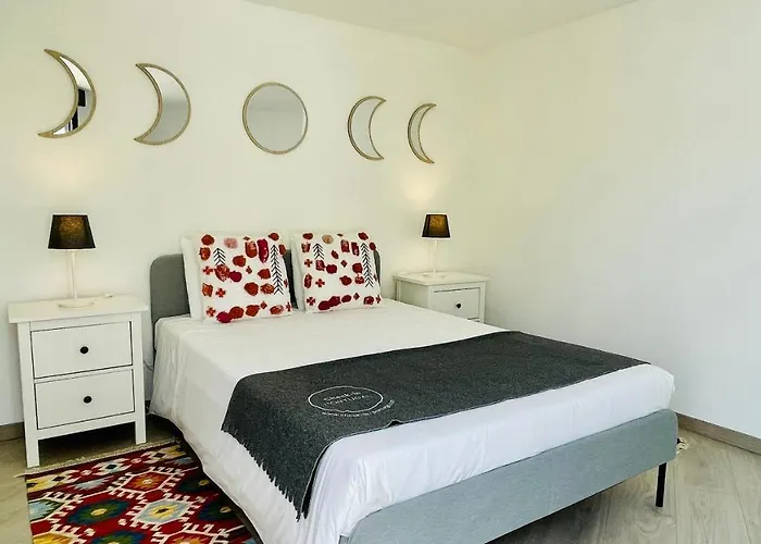 Strip By Check-in Portugal Villa *